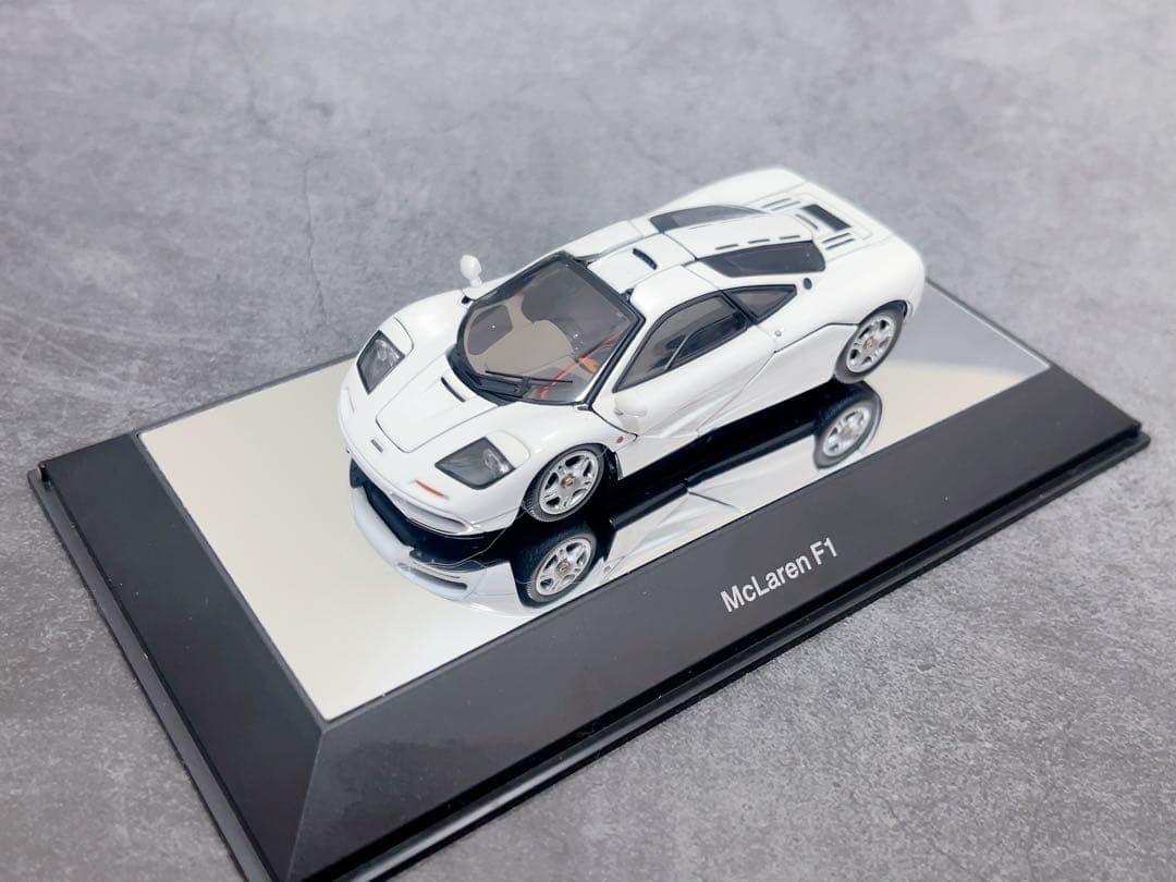 AUTOart 1/43 McLAREN F1 オートアート