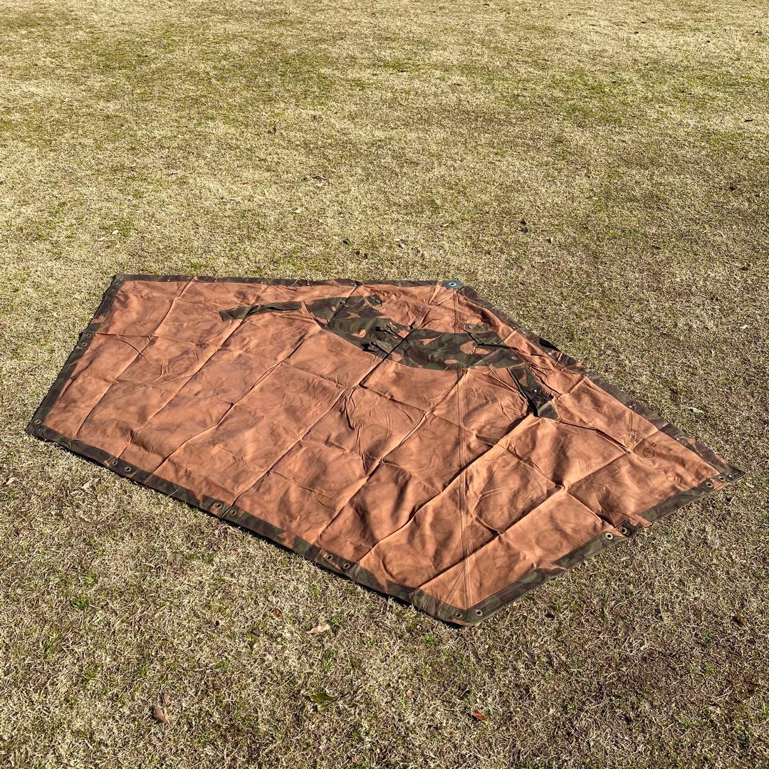 3*1様 ハンガリー軍　軍幕②　ポンチョ　２枚　ポール・ペグセット　ワンポールテ