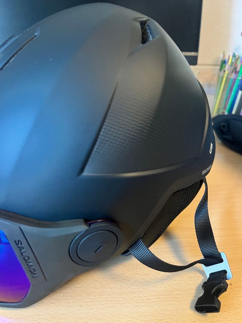 Salomon ヘルメットマットブラック 紫レンズ