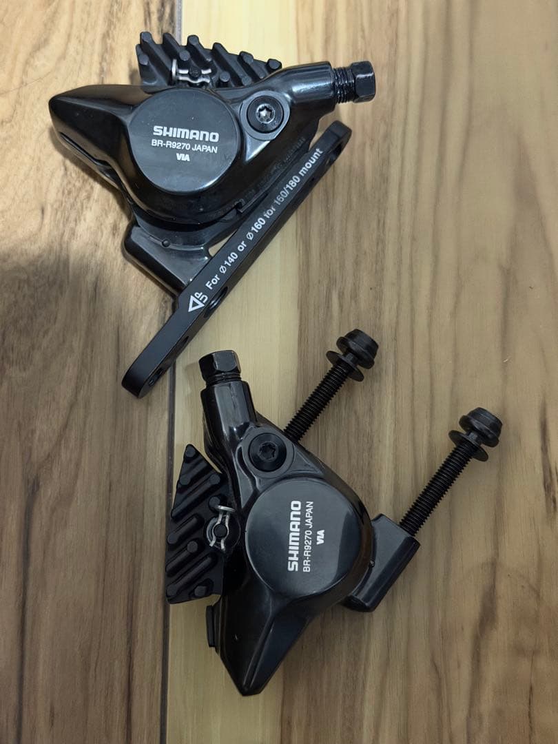 SHIMANO DURA-ACE R9200 ディスクブレーキキャリパー　前後