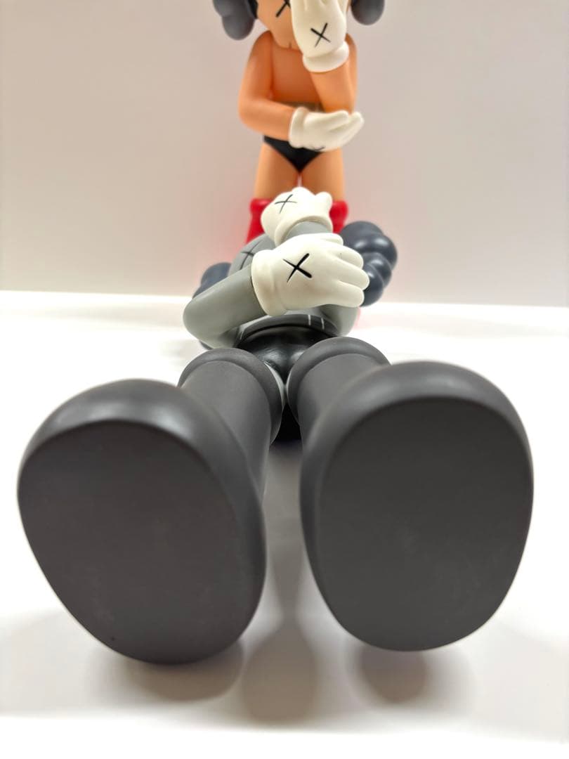 土日値下　2体セットASTRO BOY KAWS フィギュア ソフビ　約35cm