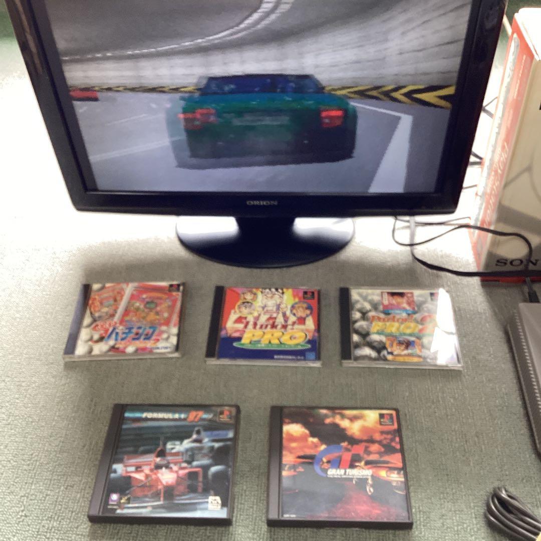 初代のプレステ　SONY SCPH-7000 モニター・グランツーリスモ付き