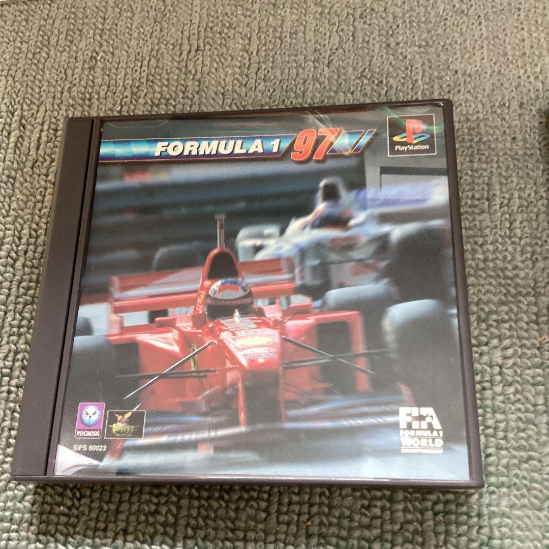 初代のプレステ　SONY SCPH-7000 モニター・グランツーリスモ付き