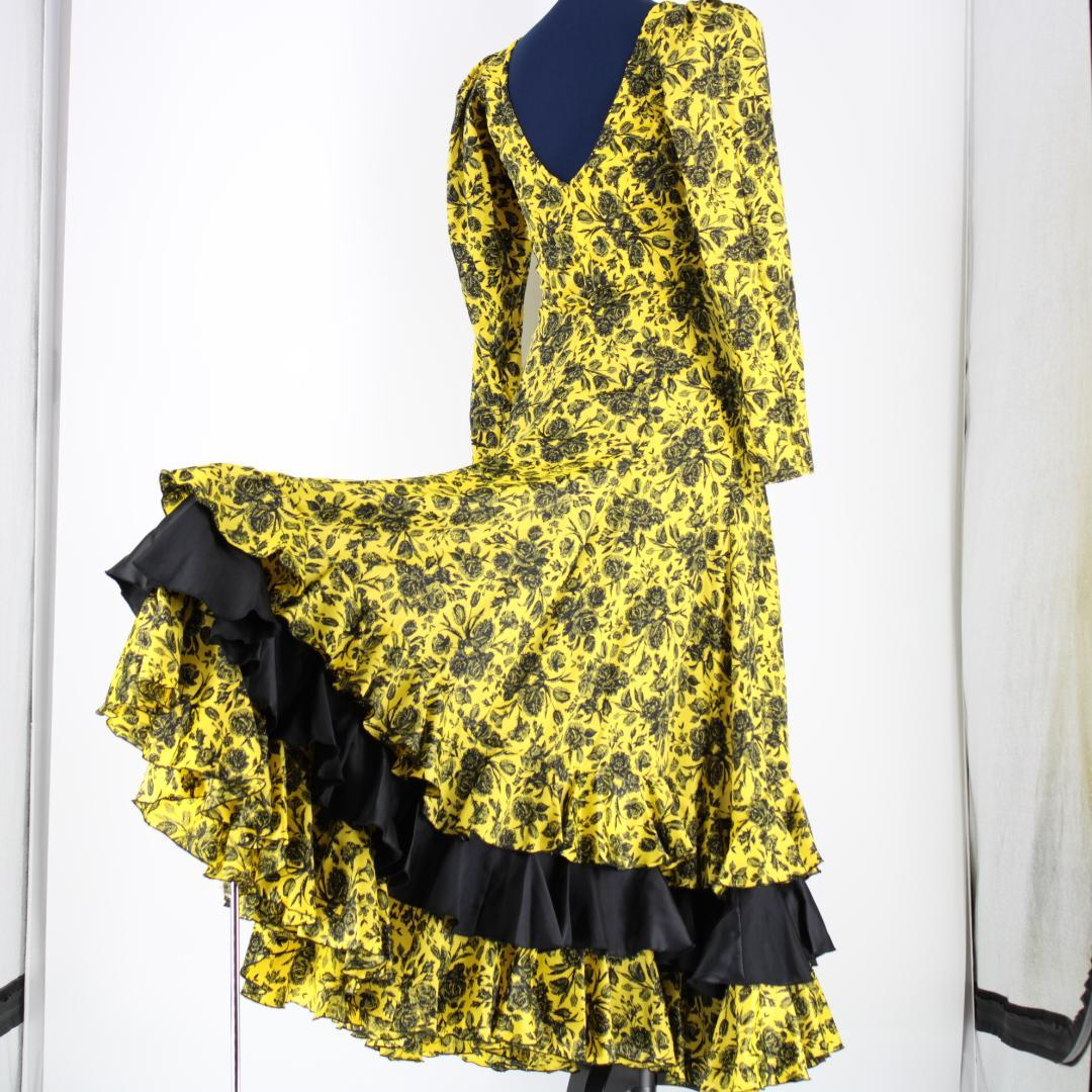 【フラメンコ衣装】イエロー＆ブラック 上下セット ツーピース セットアップ 薔薇