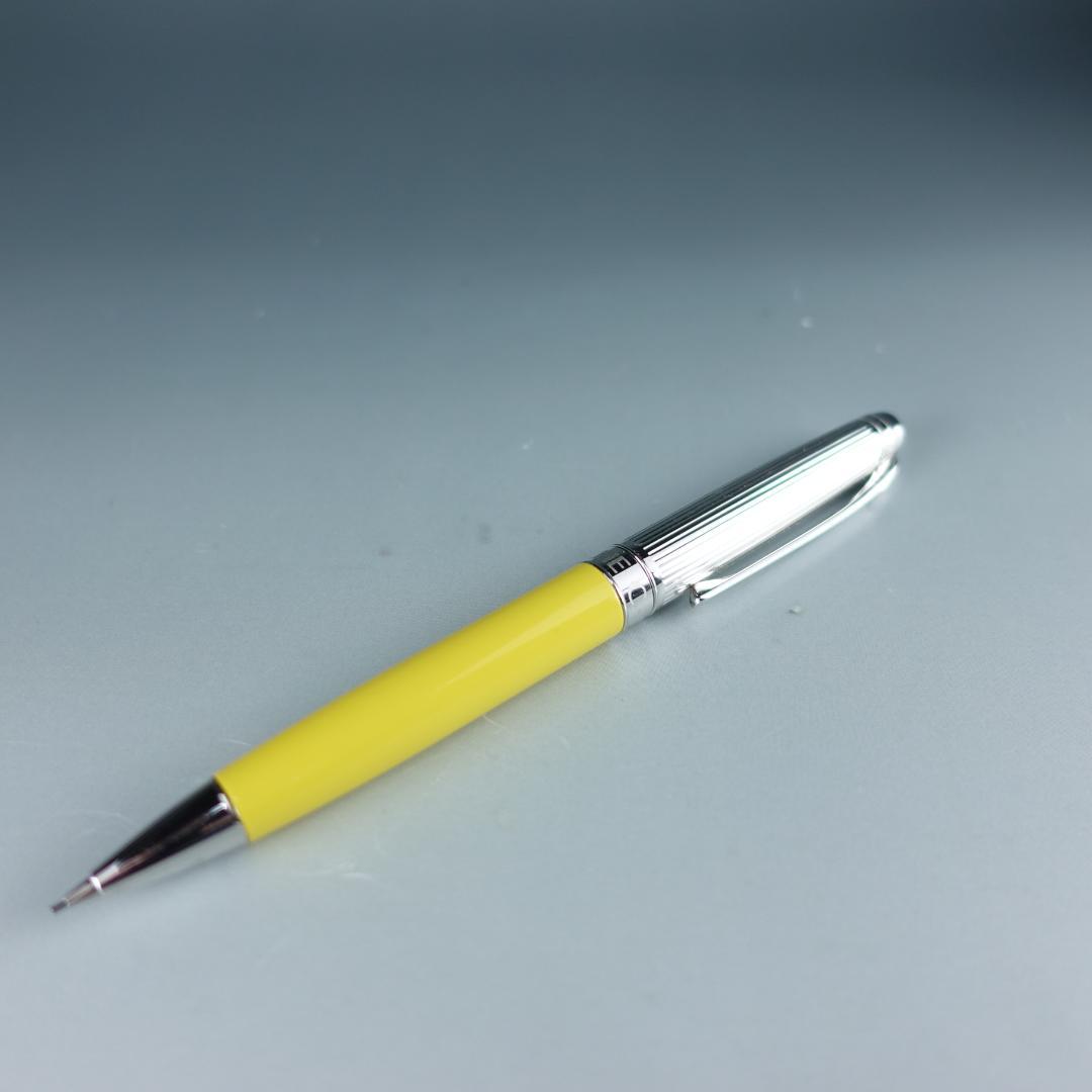 カランダッシュレマンコレクションペンシルバイカラーイエロー 廃番色入手困難品