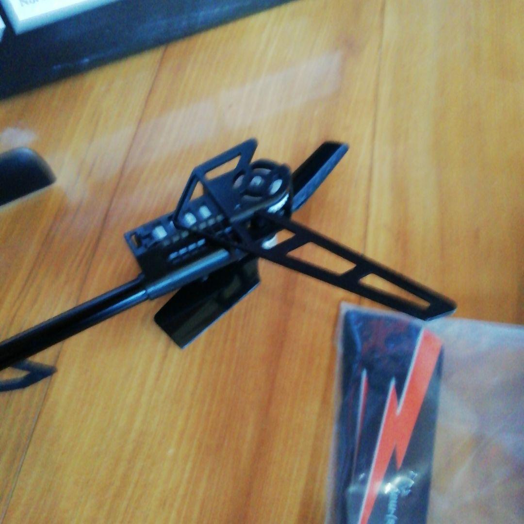 wltoys V950 ラジコンヘリコプター