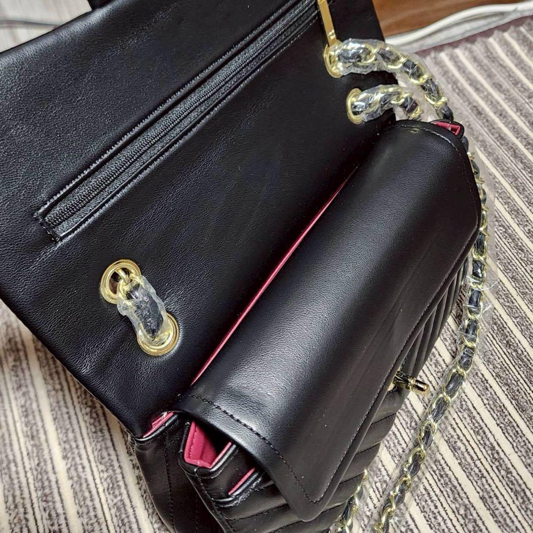 りえころ　シャネル　ショルダーバッグ　ポーチ　チェーン　ノベルティ