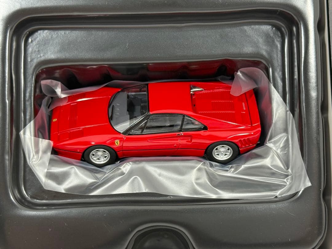 1/64 トミカリミテッドヴィンテージネオ フェラーリ GTO 赤