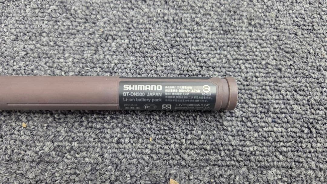 SHIMANO BT-DN300 Di2 バッテリー 1000mmケーブル付
