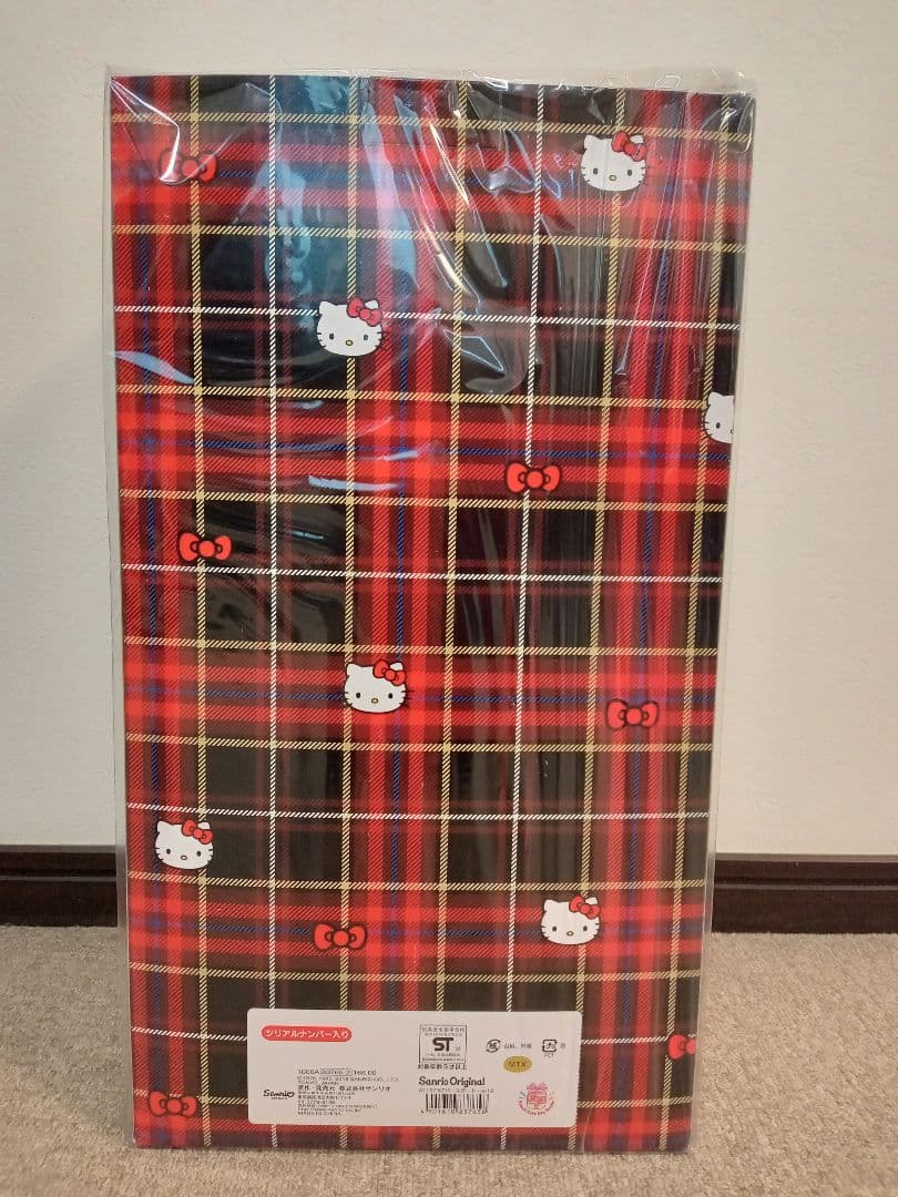 【新品未使用品】ハローキティ バースディドール2018