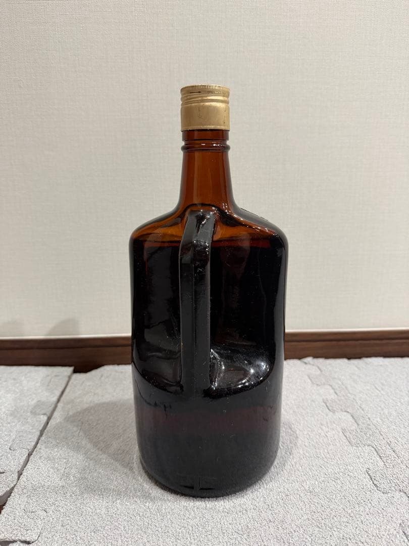 古酒　サントリーウイスキーゴールドブレンド　1920ml 開封済