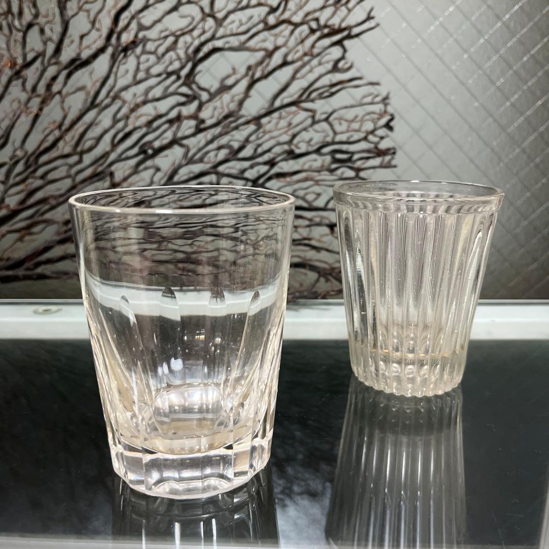 骨董　時代ガラス　希少　寸胴型　切子　水飲みコップ　ウランガラス　１客