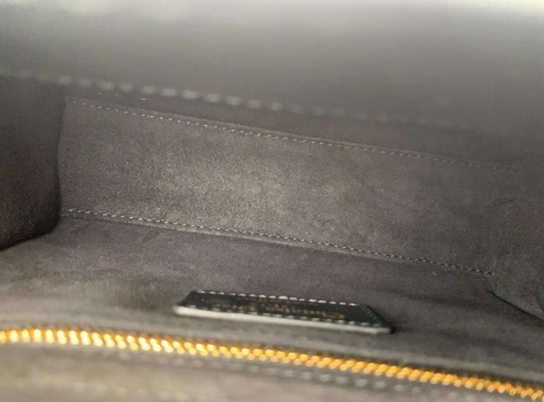 Dior ブラック ショルダーバッグ~~~