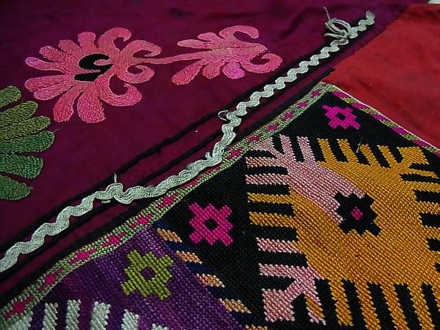 ★T0107★ラカイ (38)　アンティーク　刺繍布　 アフガニスタン　遊牧民族