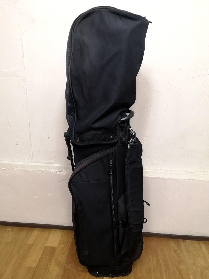 DESCENTEの軽量スタンドキャディバッグ(黒／グレー)