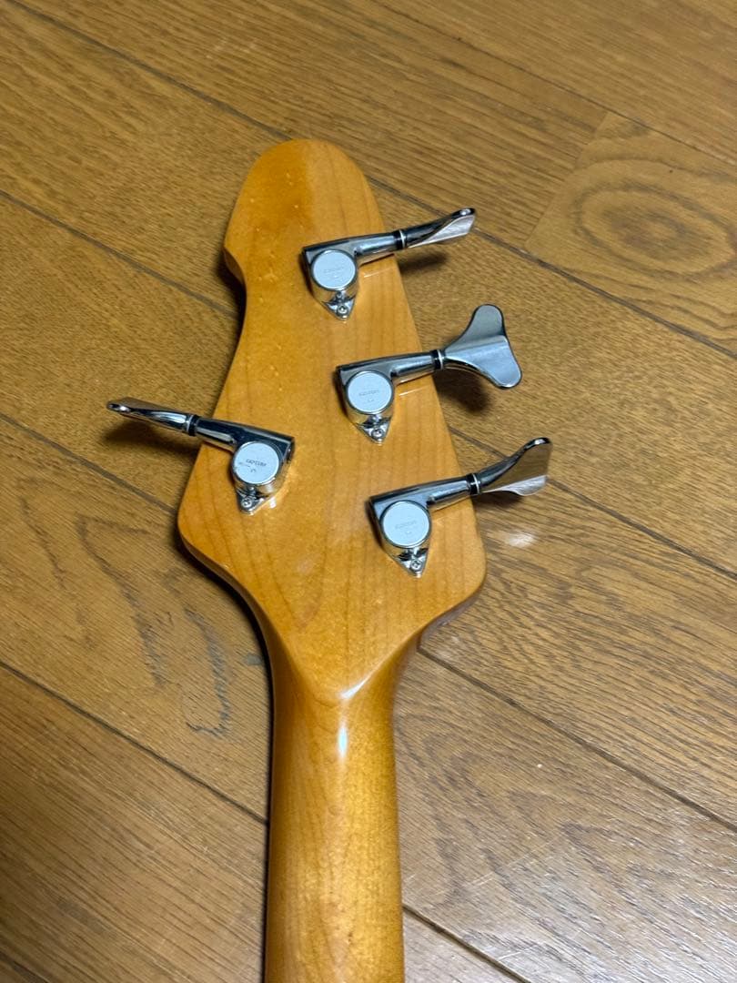 エレキベース　オリジナル　ショートスケール