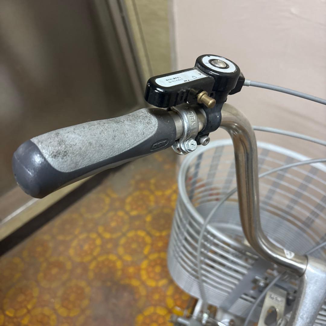 シルバー三輪車 前面バスケット付き　愛知県引き取り限定