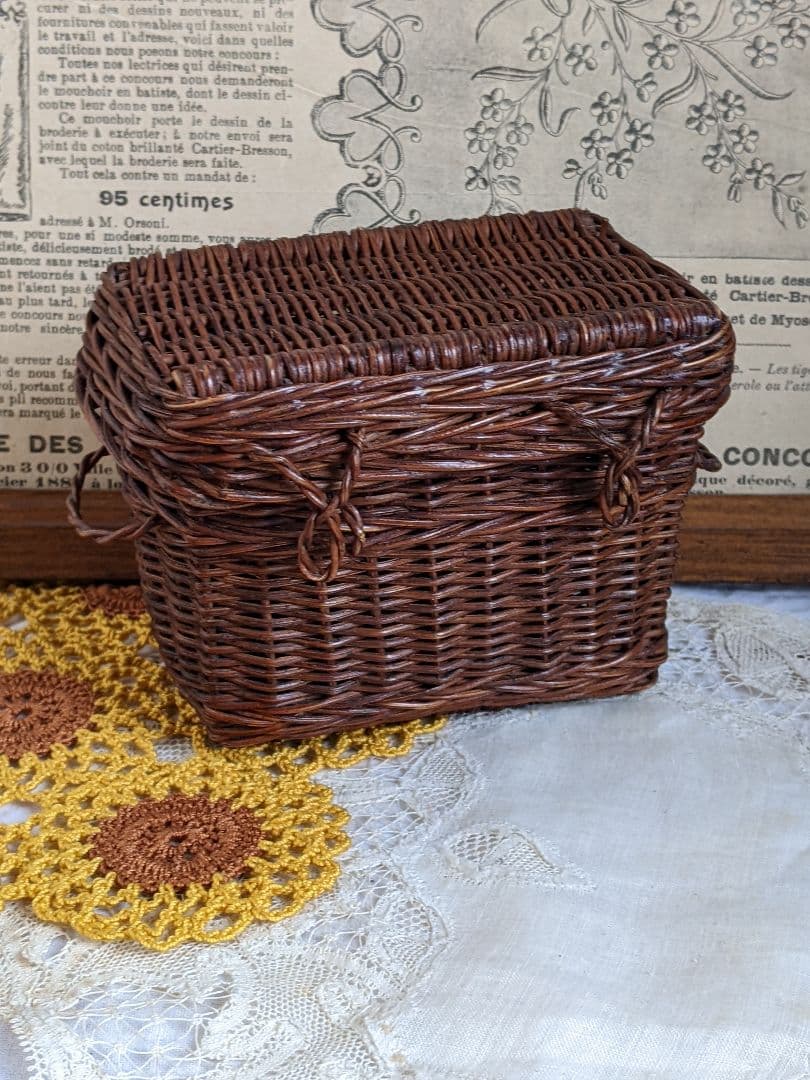【w】フランスアンティークヴィンテージバスケット２点セット　ドール用バスケット