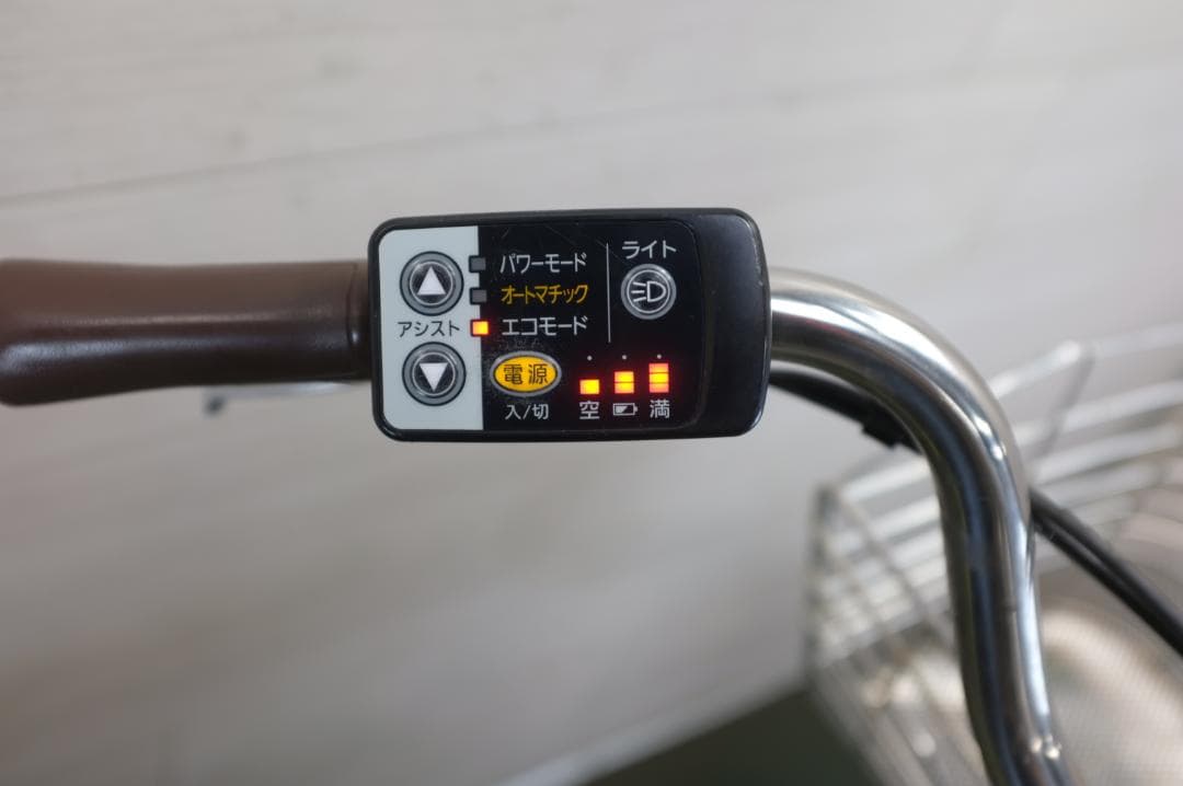 良品!新基準　パナソニック　26インチ　3段　6.6Ah(5点灯）充電器あり