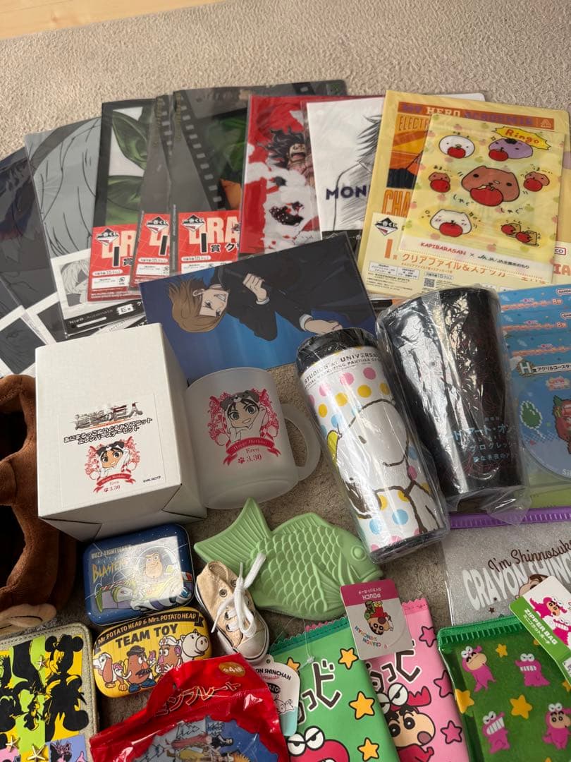 100サイズ　100点以上　雑貨　キャラクターグッズ　まとめ売り