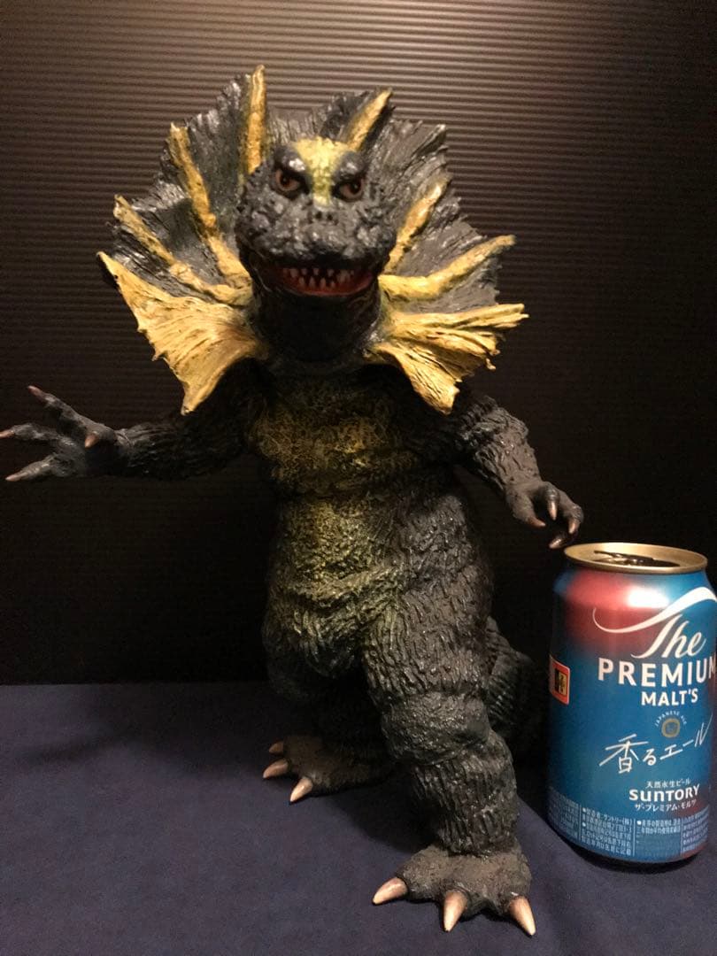 ファルシオン エリ巻き怪獣ジラース 1/150 ソフビモデルキット完成品