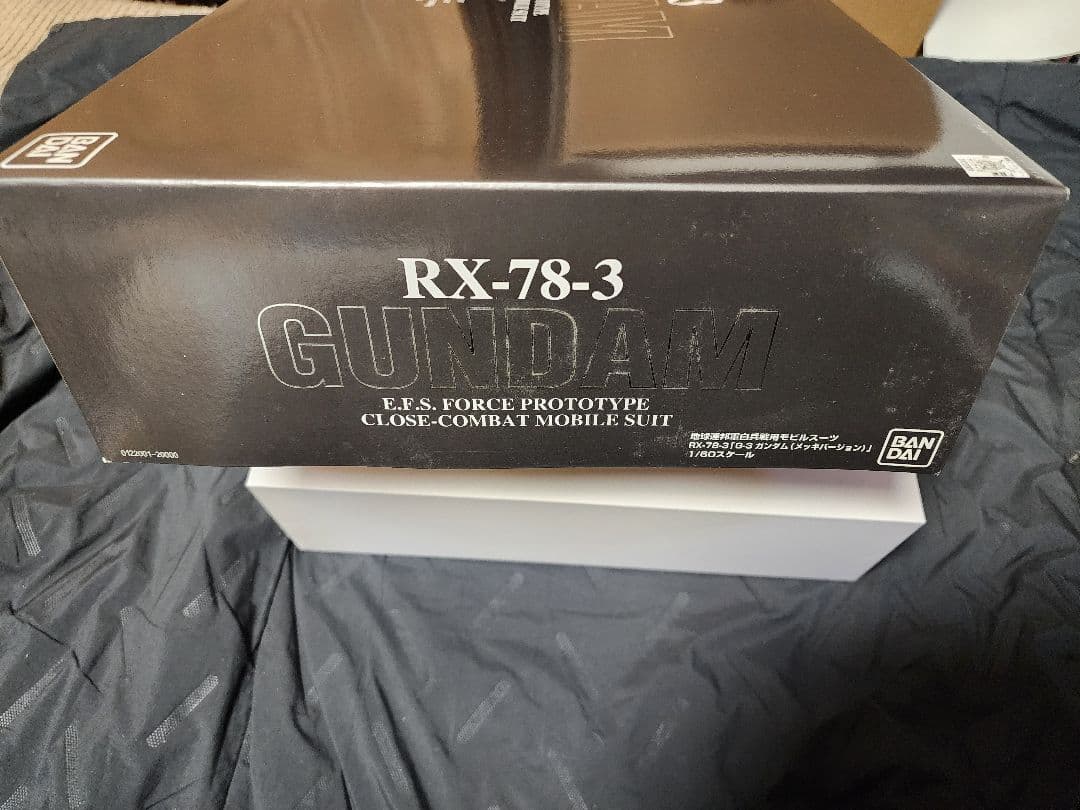 萬代屋　PG RX-78-3「G-3ガンダム（メッキバージョン）」1/60