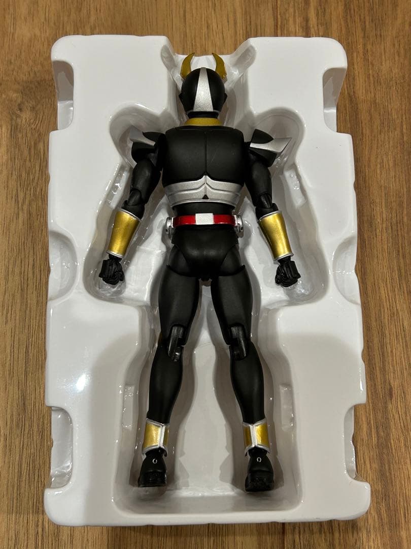 S.H.フィギュアーツ(真骨彫製法)仮面ライダーアギト グランドフォーム 開封品