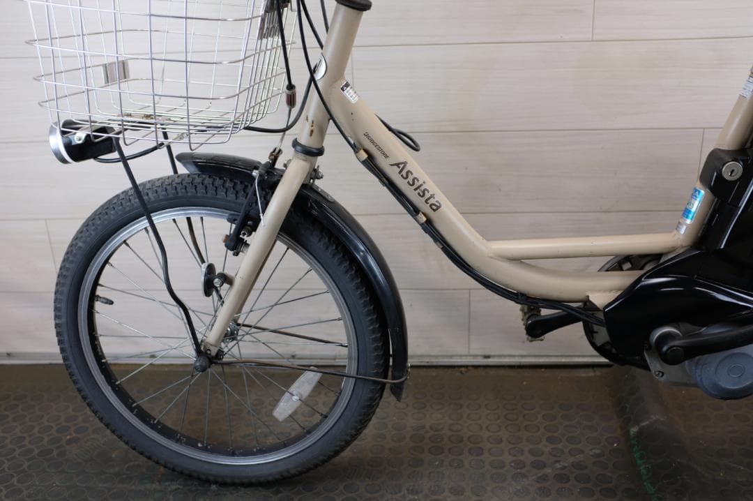 う*み様 良品BS アシスタ　18インチ　3段　8.9Ah（5点灯）充電器あり