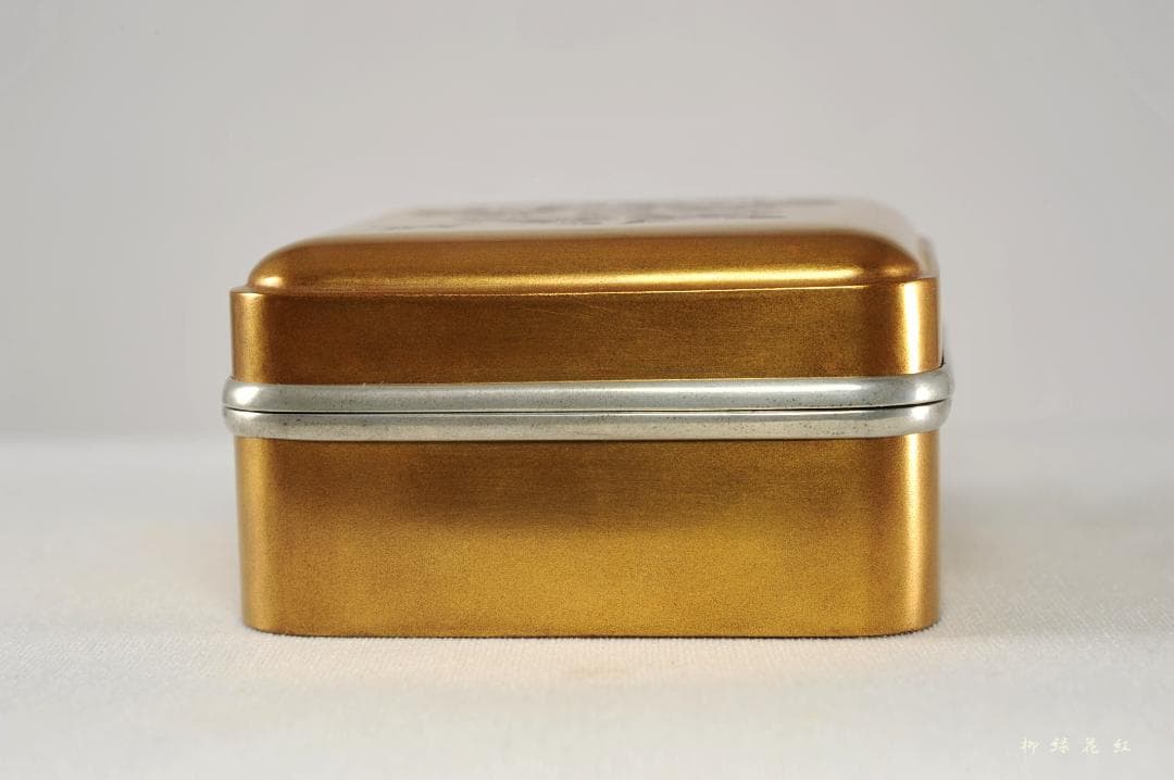 山下甫斎 菊籬蒔絵 四方 銀縁 香合 内菊蒔絵梨子地 共箱 茶道具