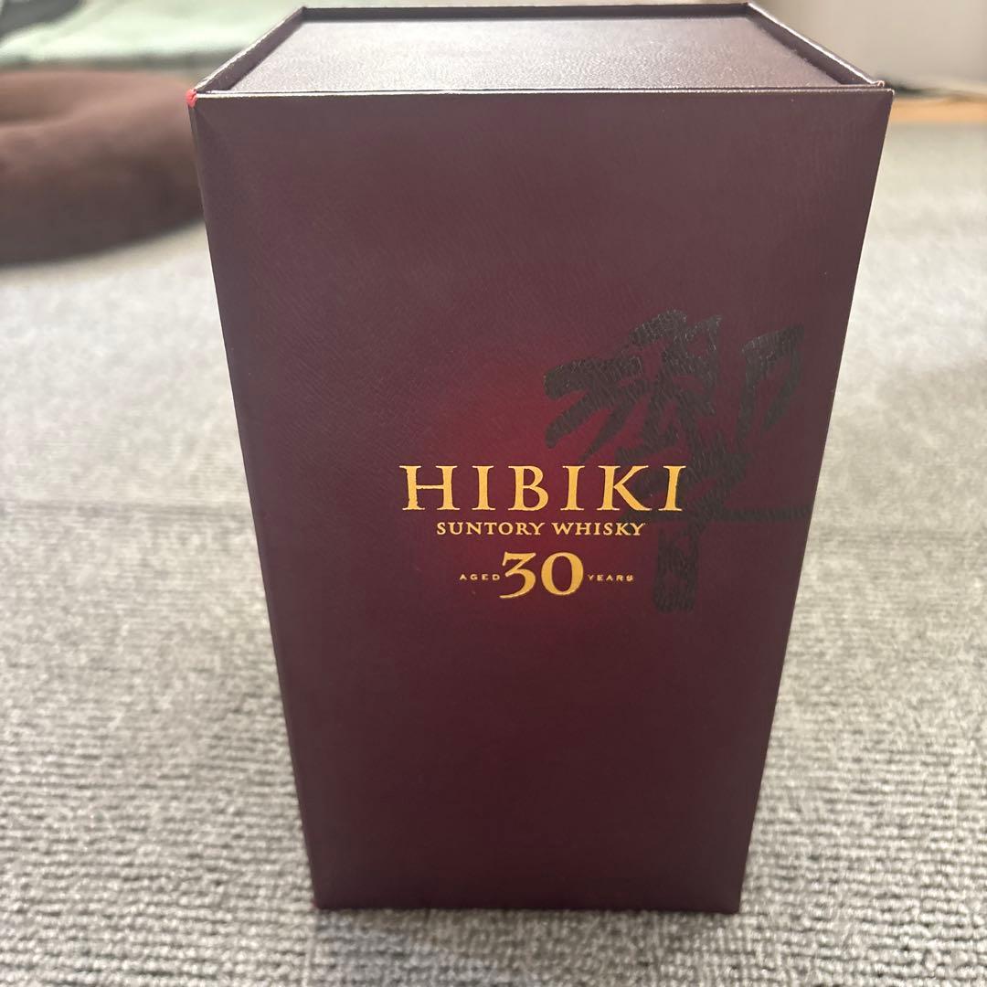響30年空瓶　化粧箱　のし紙　冊子付き