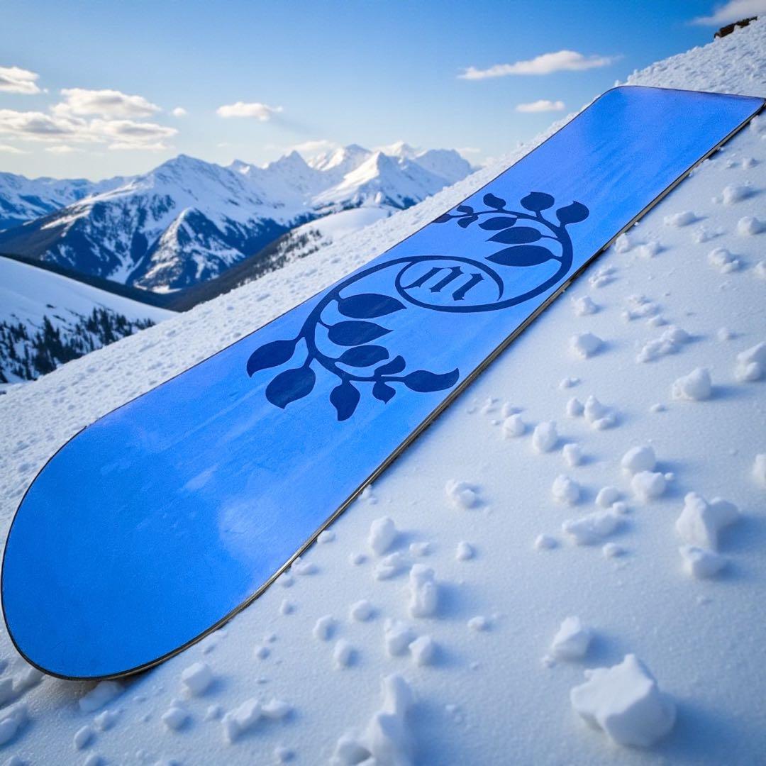 【美品】 Lotus ロータス 145 スノーボード　レディース morrow