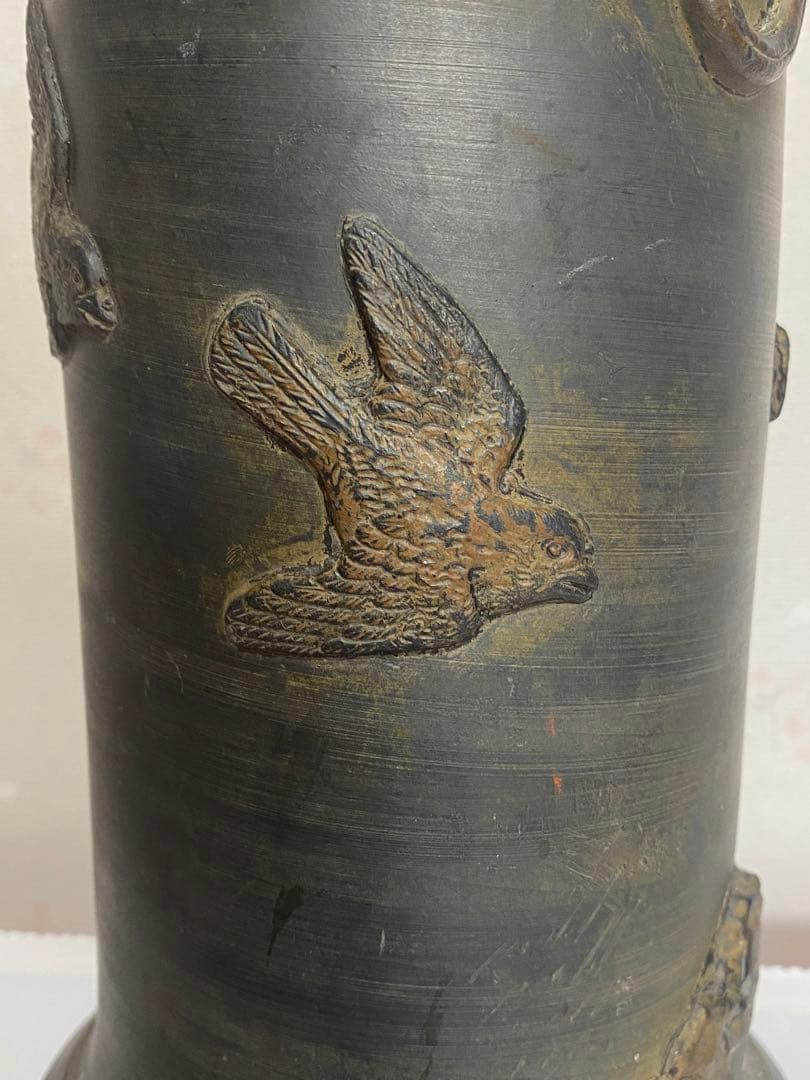 ⭐️明治時代 貼花 鬼面 鷹 翔雀文様 筒形壺 瓶 一点物 置物飾り 骨董品