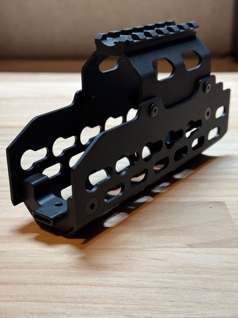 LayLax ハンドガード NITRO. Vo KeyModレール