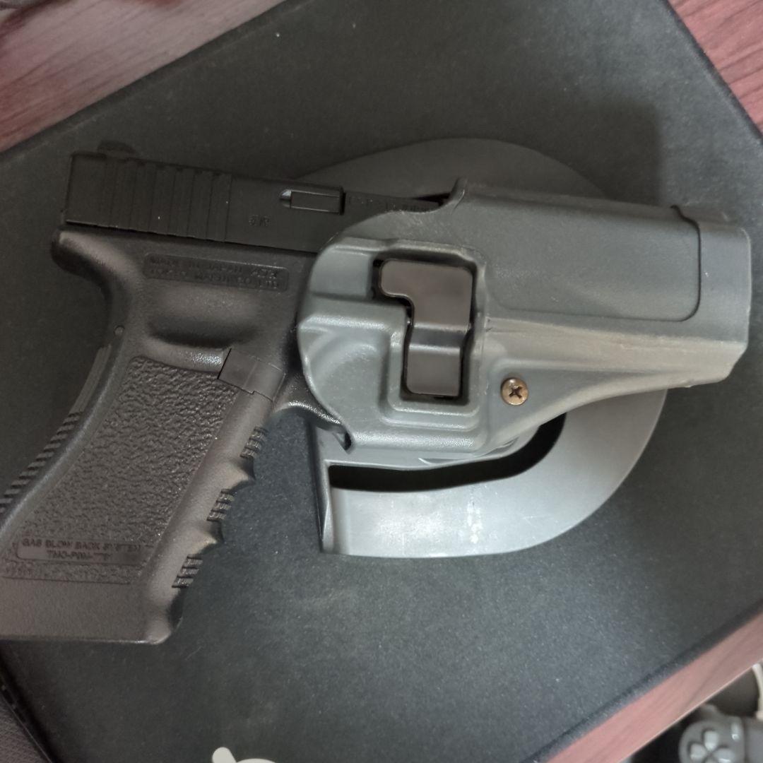 東京マルイ Glock 18C マガジン3本付き