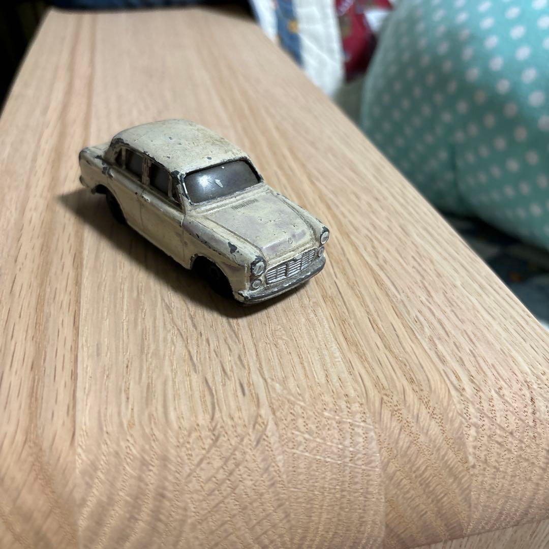 ダットサンブルーバード