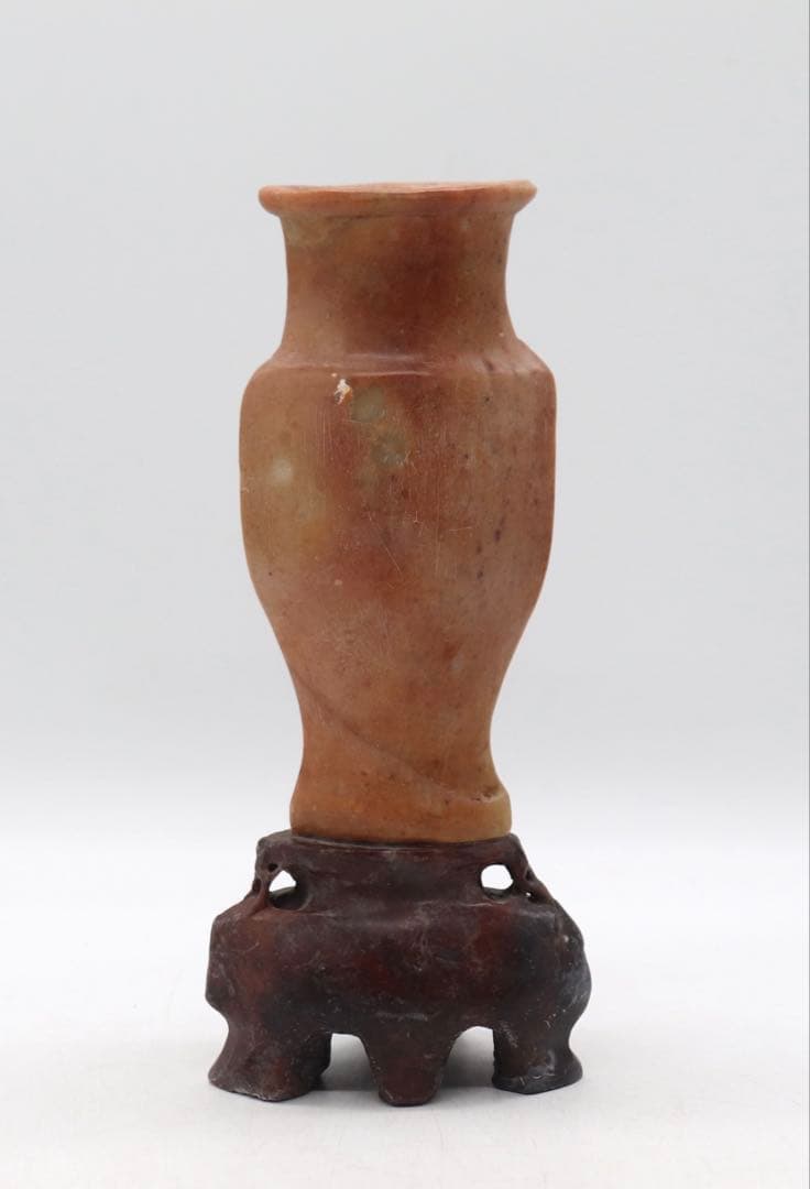 中国　寿山石　花瓶　浮き彫り山水楼閣　送料込み250510