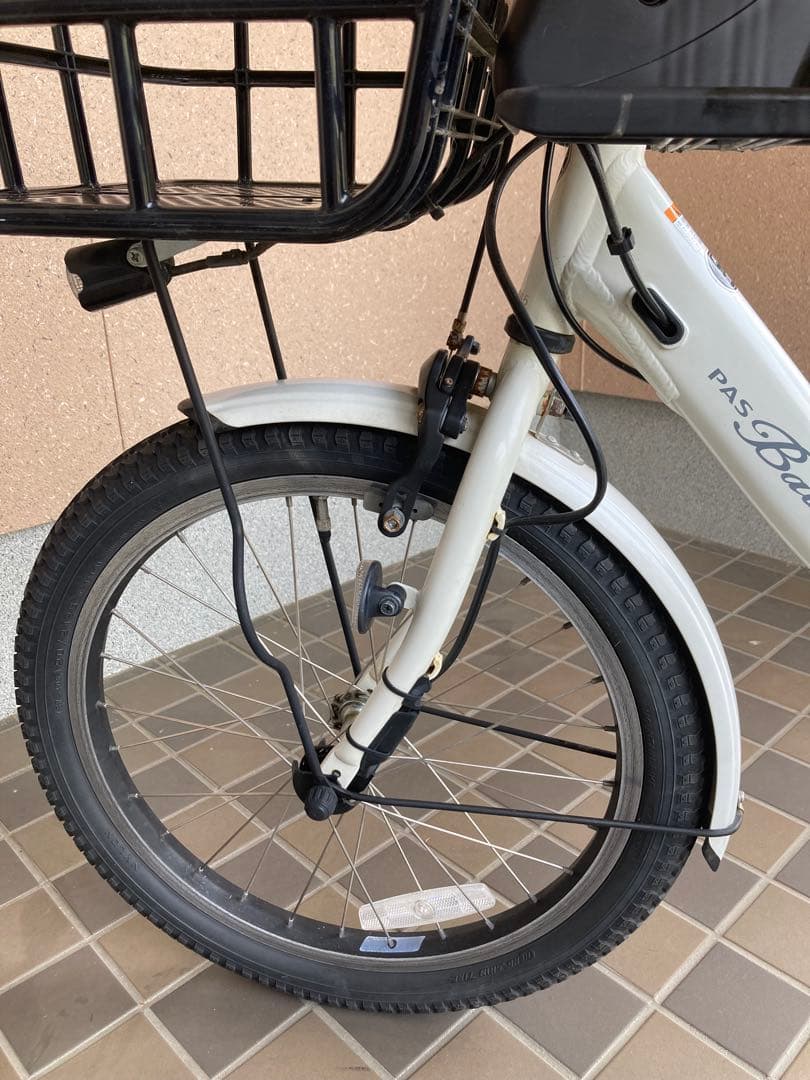 電動アシスト自転車　ヤマハ パスバビーアン20インチ 子供乗せ 3人乗り 白色