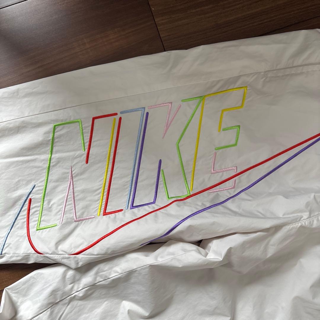 Nike ホワイト ジャケット セットアップ