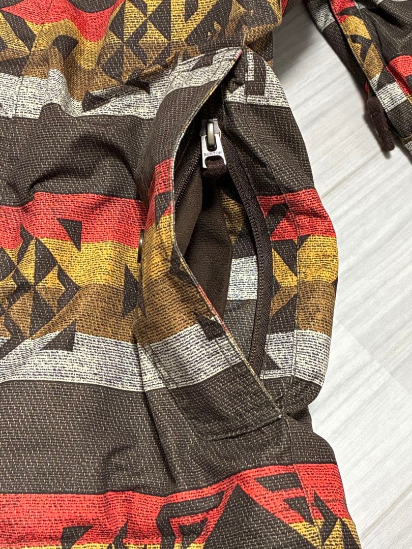 Burton M ネイティブ柄　スノーボードウェア　スキー　茶　レディース