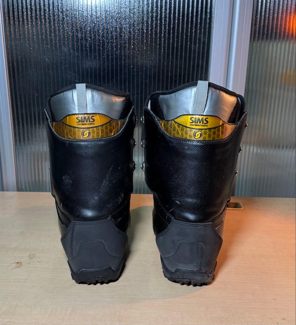状態良好なブラックSIMSプロ仕様スノーボードブーツ、サイズ30CM