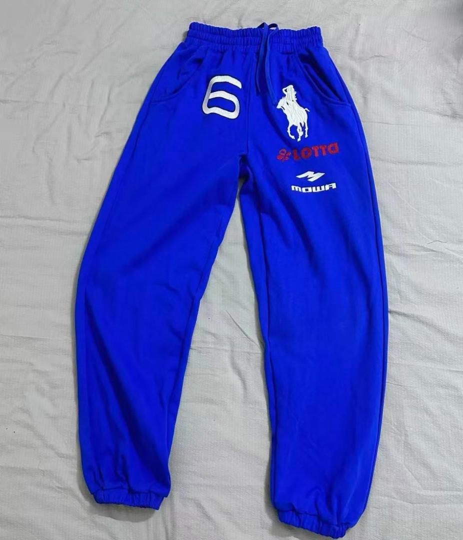 Mowalola 青いラガーパンツ ロゴ入り LONDON 1