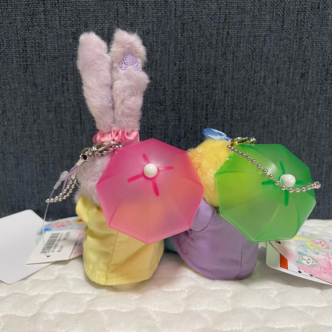 ダッフィーアンドフレンズ　ぬいぐるみストラップ　ビューティフルレイニーデイズ