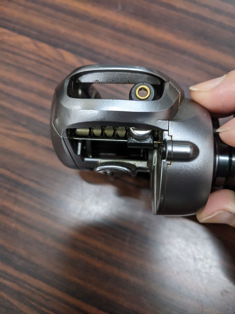 シマノ 09アルデバラン 左巻き Mg 5.8:1