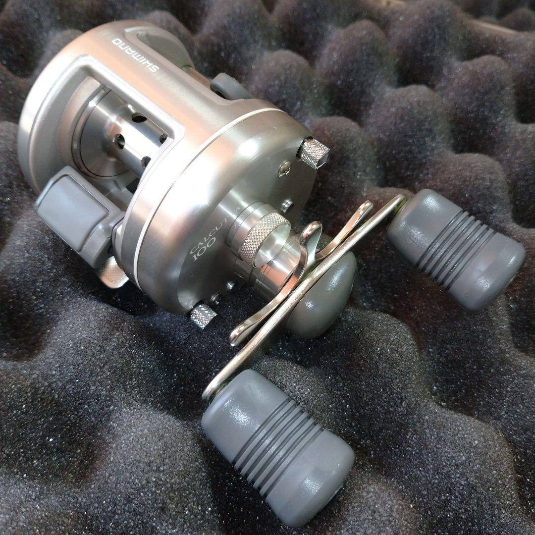 シマノ 初代カルカッタ100 新品未使用 デッドストック カルカッタ 100