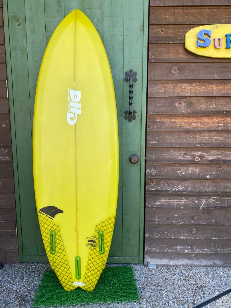 74　DHD ショートボード ツインフィン 5.8