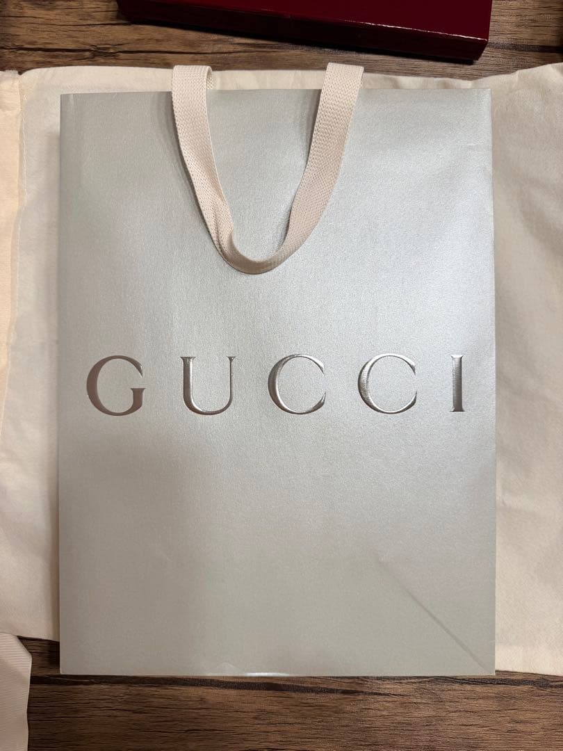 GUCCI エンボス コットン ペット スウェットシャツ