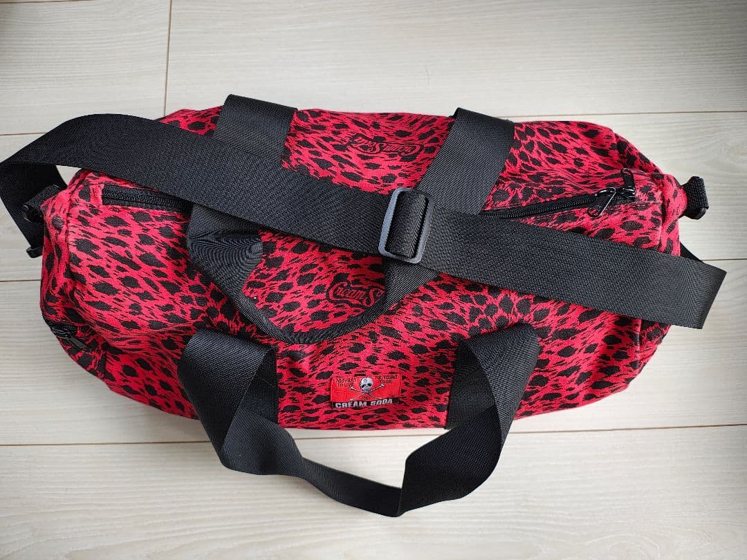 メラノPP＃　　新品近い　CREAM SODA 赤ヒョウ柄 ボストンバッグ