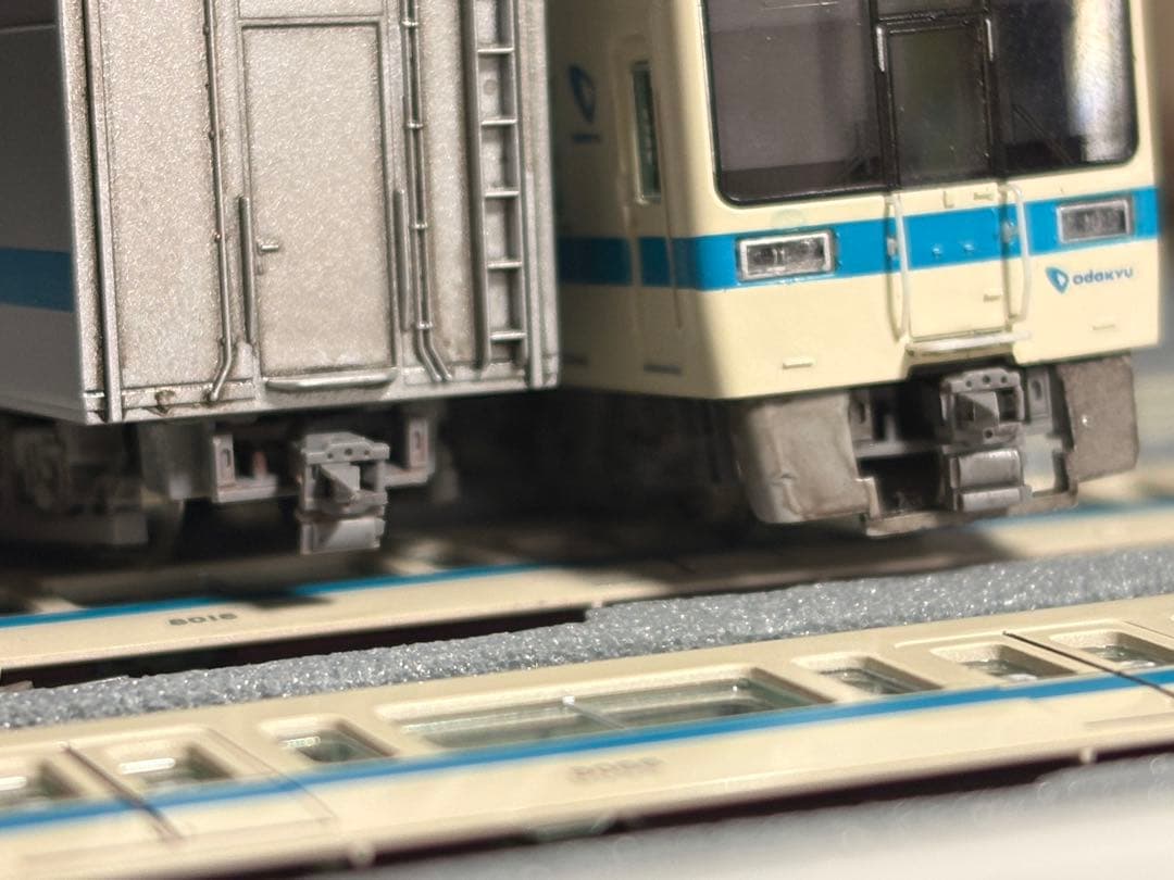 14時までセール品！小田急8000形+クヤ31テクノインスペクター室内灯付