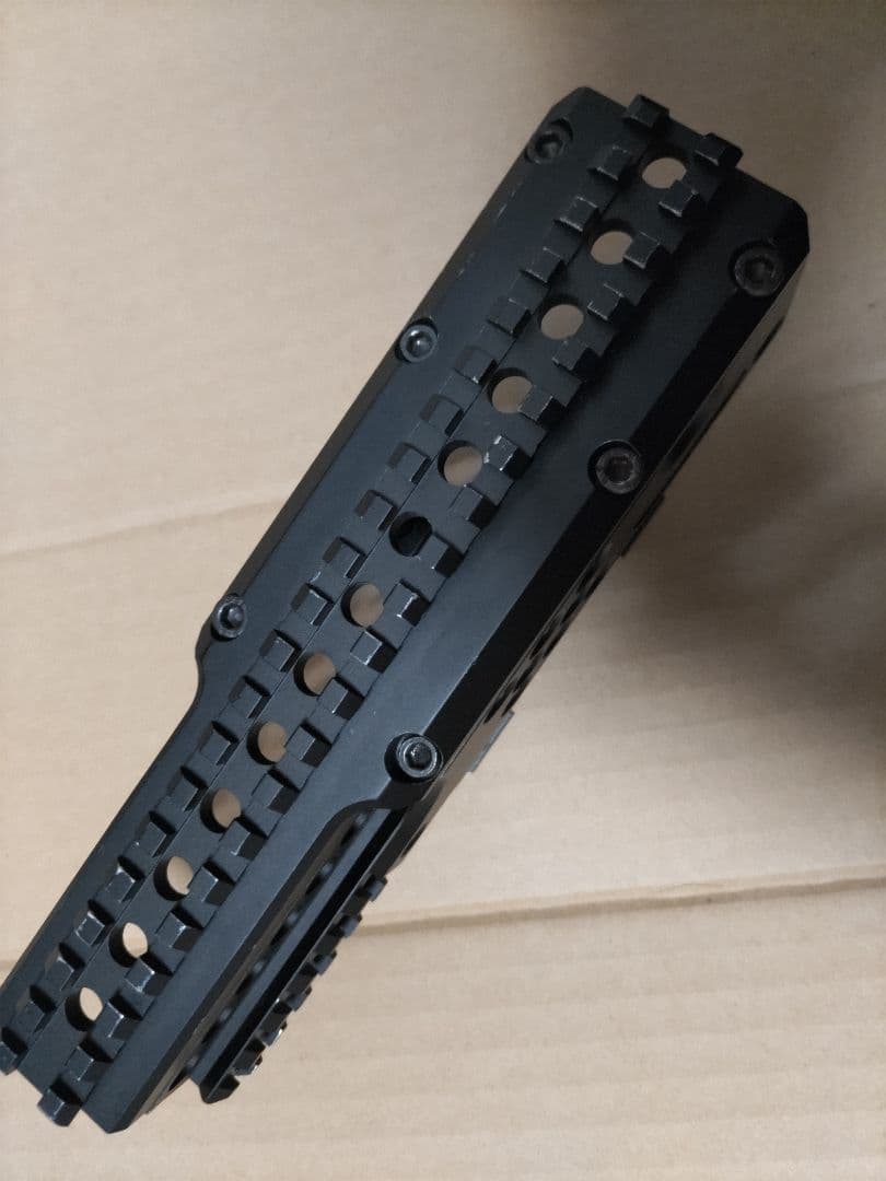 PKM用 ZENIT B-50タイプ ハンドガード