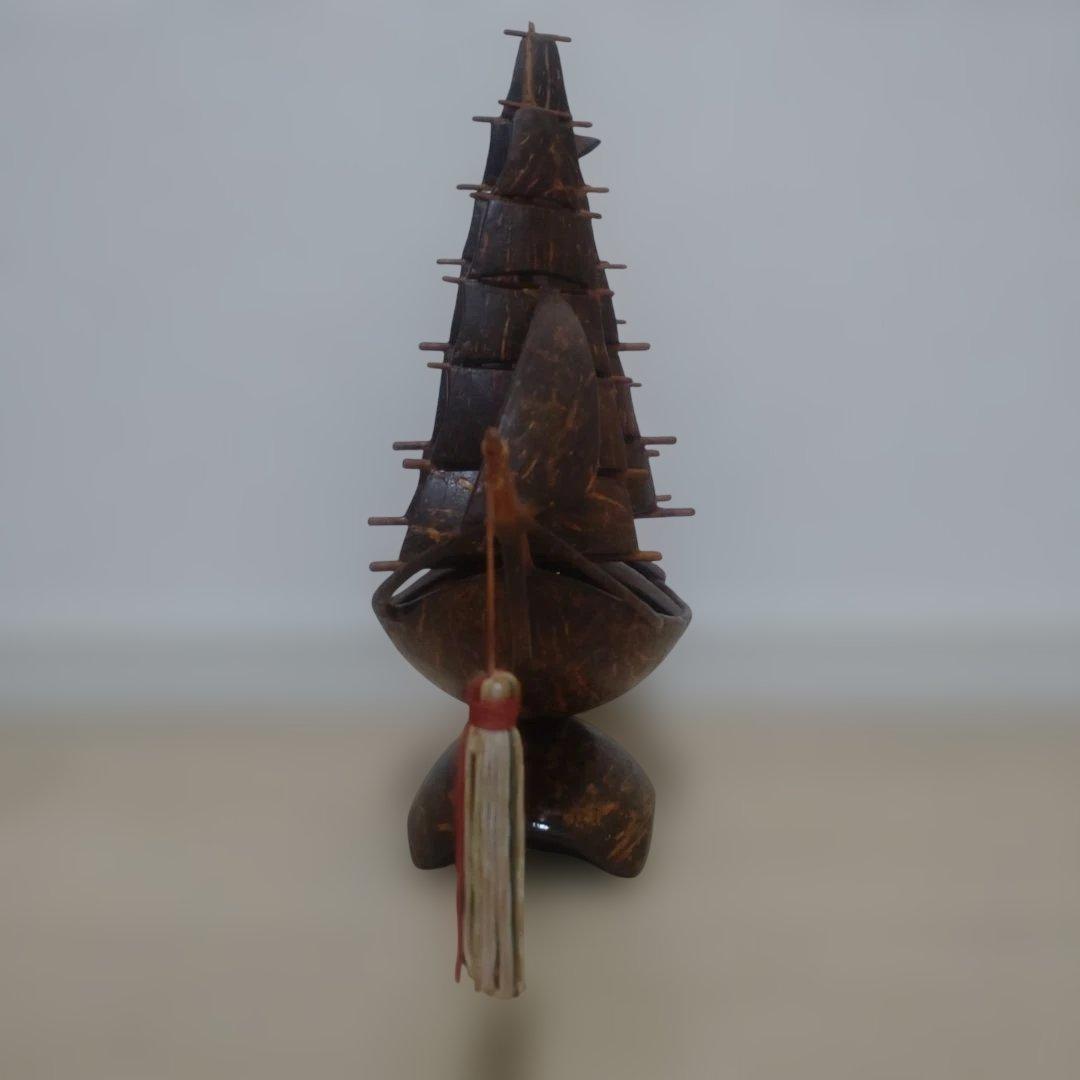 アンティーク蟹貝殻製帆船オブジェ　木製帆船オブジェ　2個セット